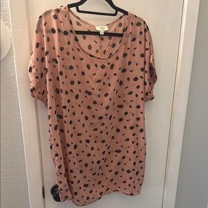 Umgee Pink Oversized T-Shirt with Black Accents